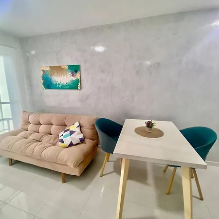 Acogedor En Piso Alto Cartagena