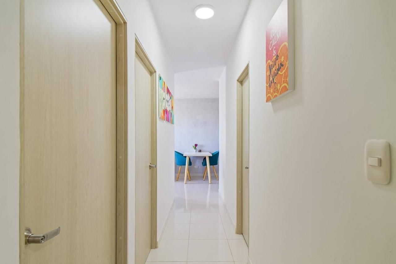Acogedor En Piso Alto Apartment *
